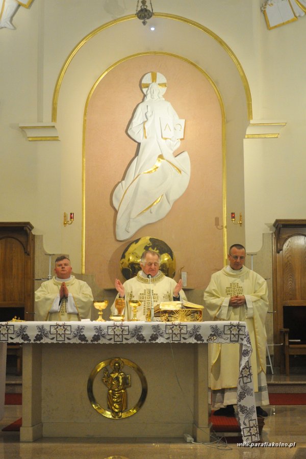 37 Eucharystia.jpg